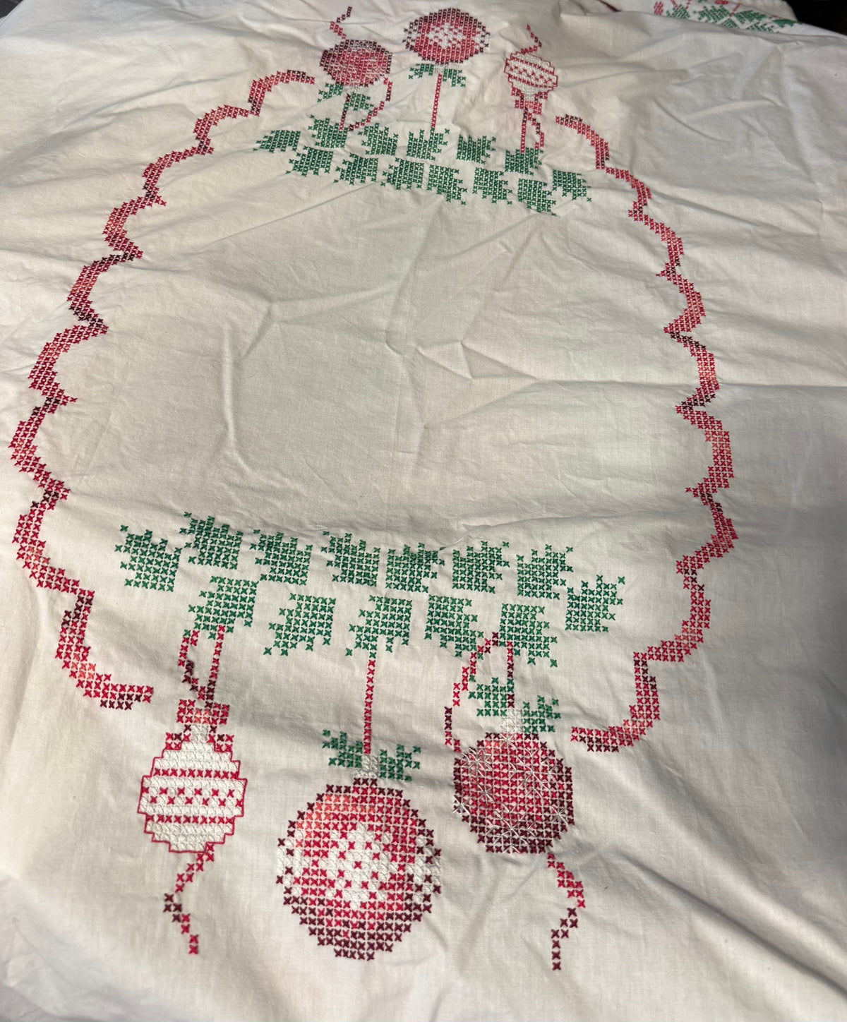 Hand Cross-Stitched Christmas Tablecloth — Ornaments & Garland
