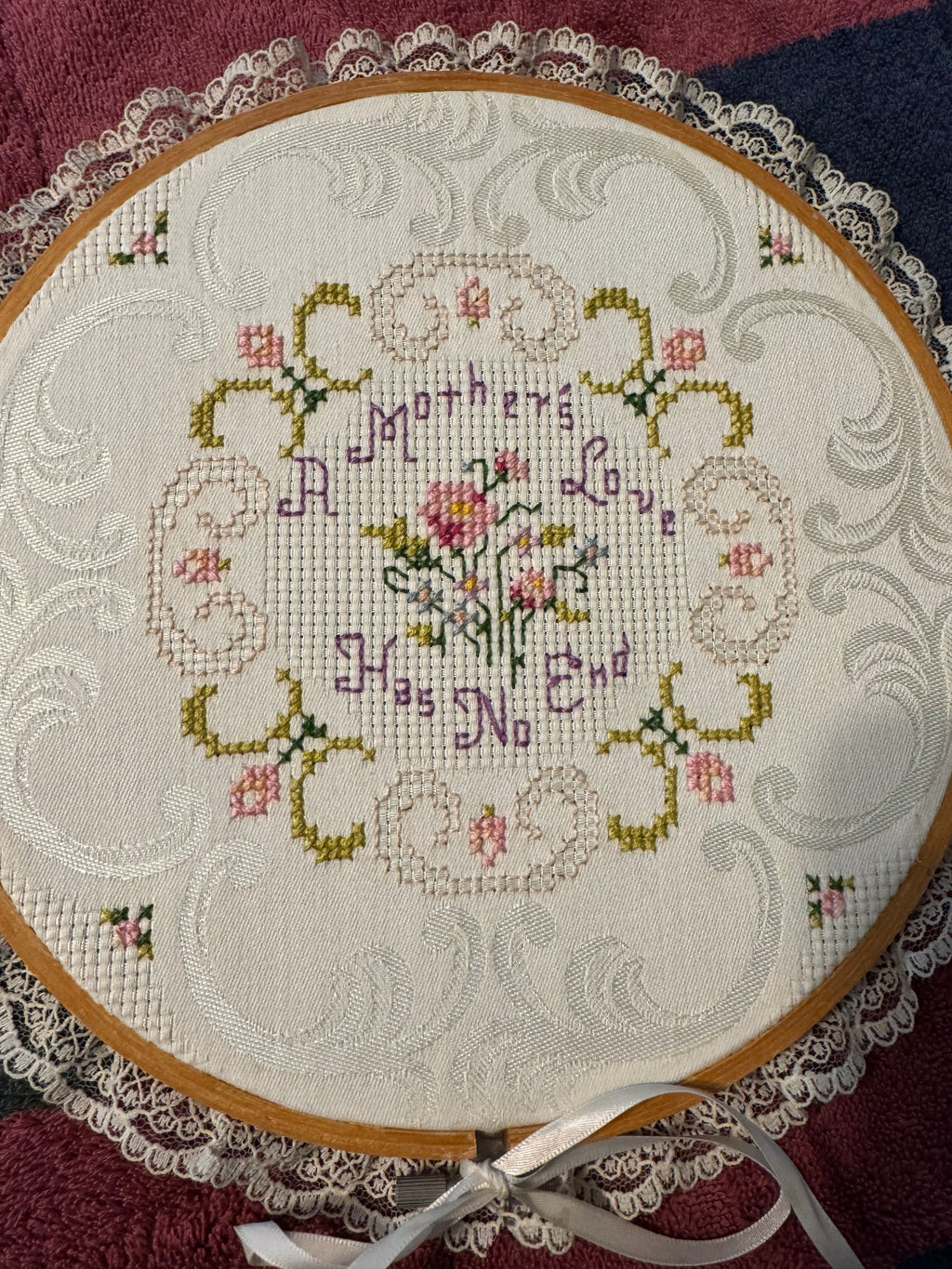 "Mother's Love Has No End" Hand Cross-Stitch Hoop Wall Hanging
